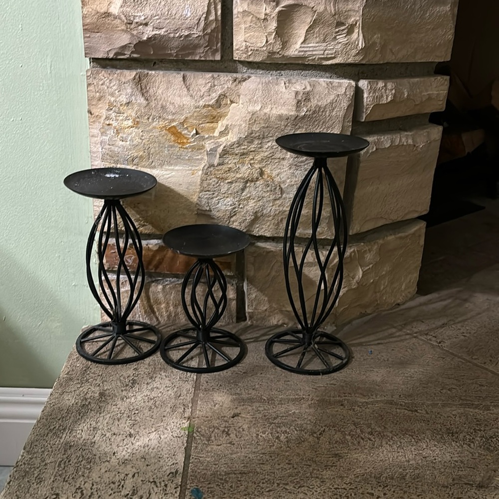 Set of 3 candle holders